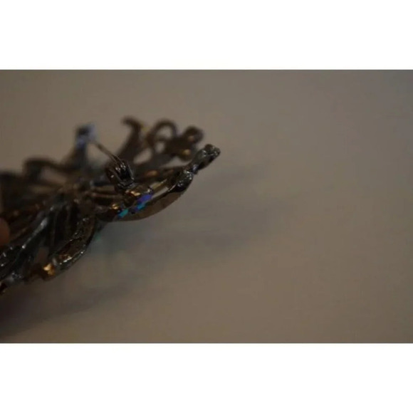 Large Floral Brooch Rhinestone Vintage Jewelry Statement Piece - Picture 9 of 10